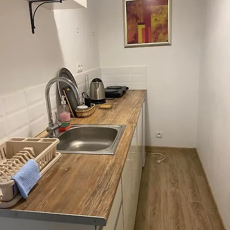 Nina Marin Отель *